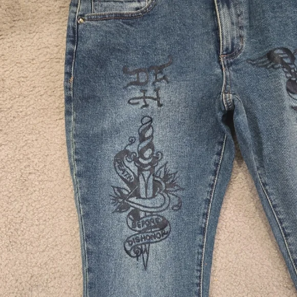 Ed Hardy Flare Jeans with Black Graphics - Picture 5 of 15